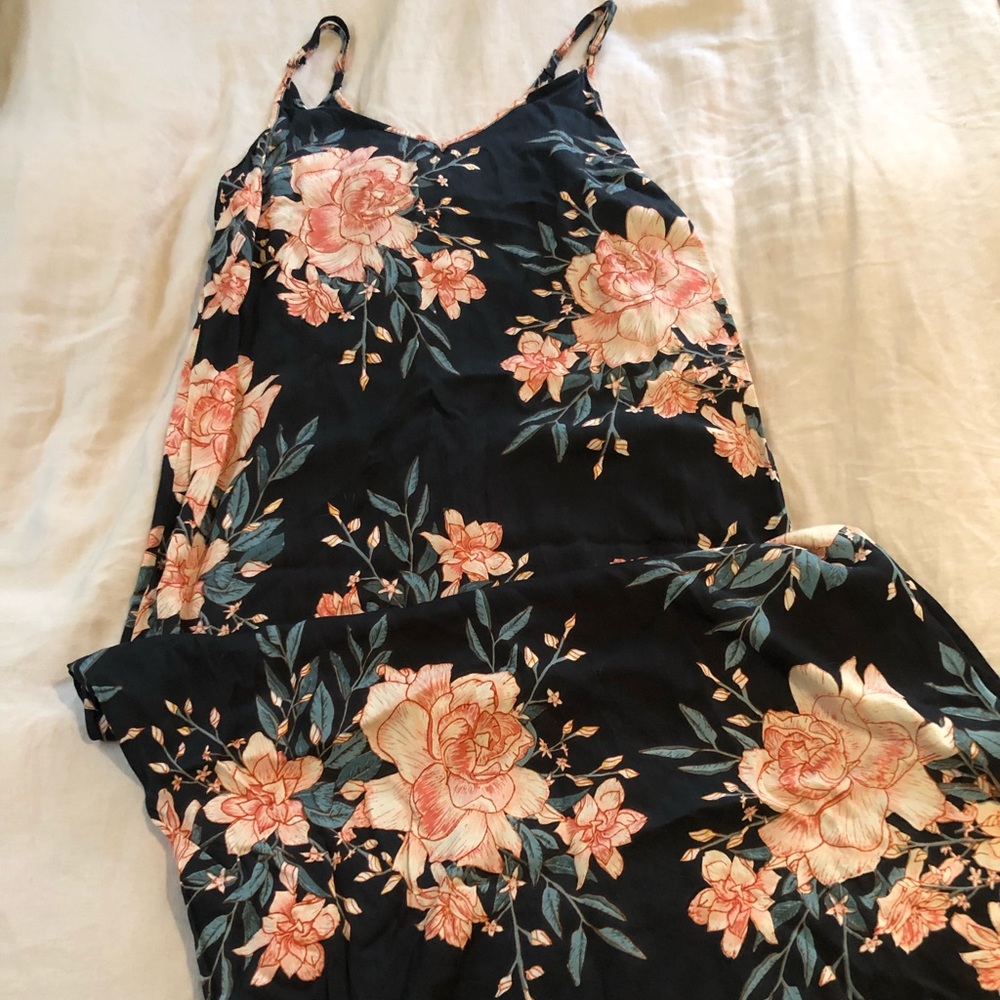 Billabong floral midi dress with slit